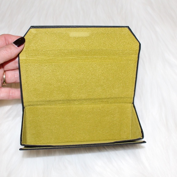 Nicole Miller New York  hard shell foldable glass case - Picture 2 of 5